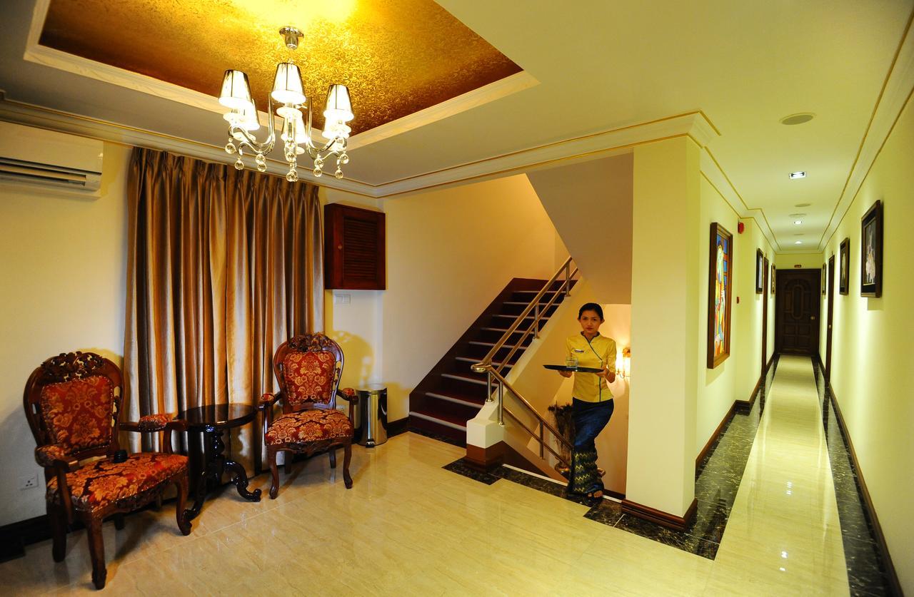 Union Square Hotel Γιανγκόν Εξωτερικό φωτογραφία