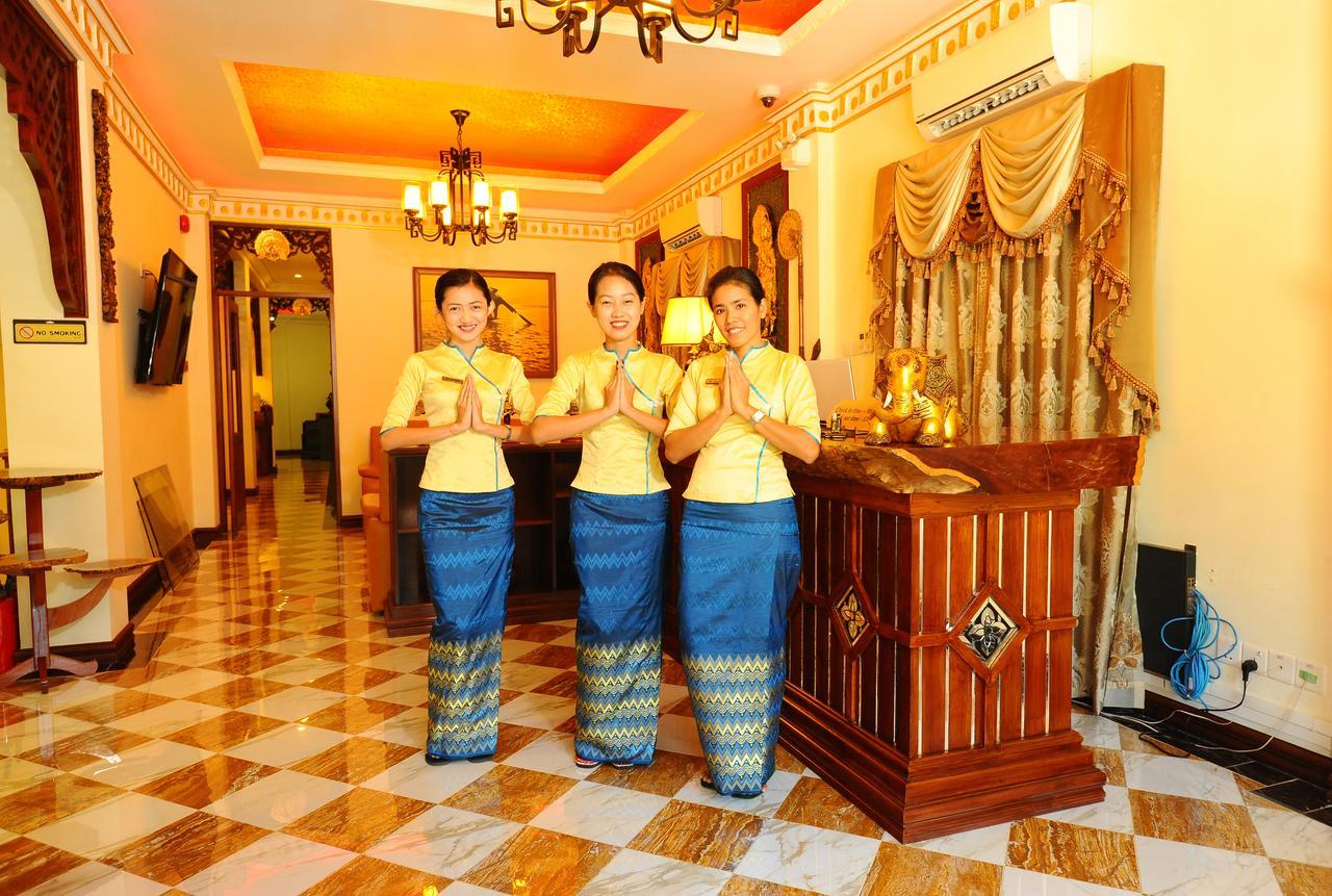 Union Square Hotel Γιανγκόν Εξωτερικό φωτογραφία